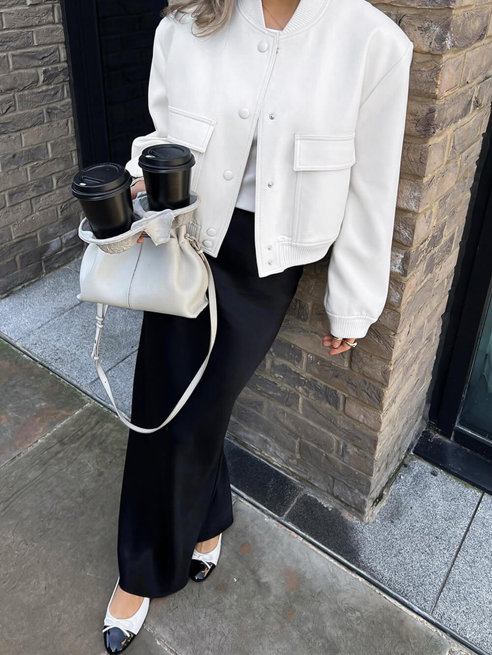 Luisa - Maxi Pocket Bomber